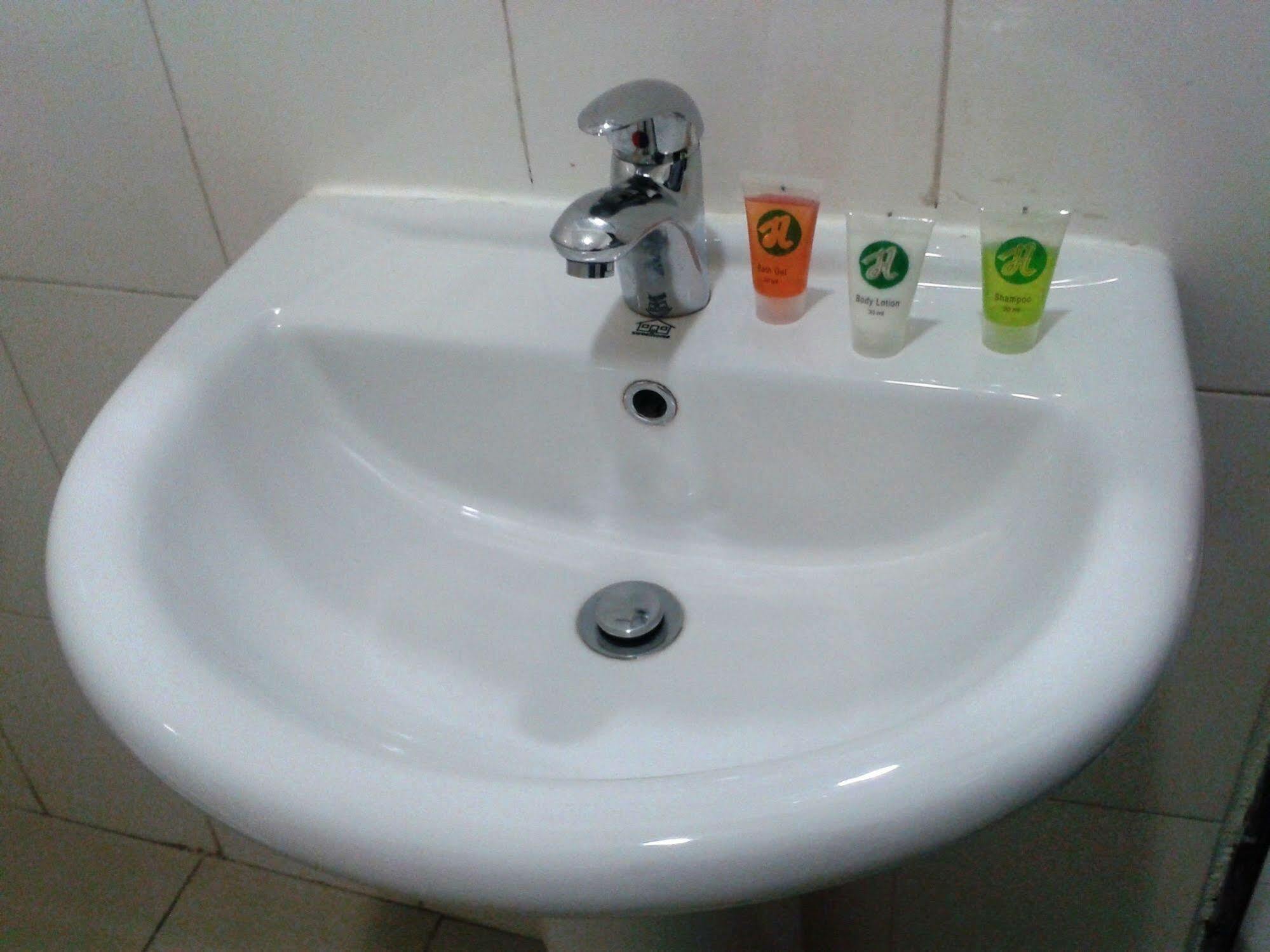 Jades Hotel Wupa Kültér fotó